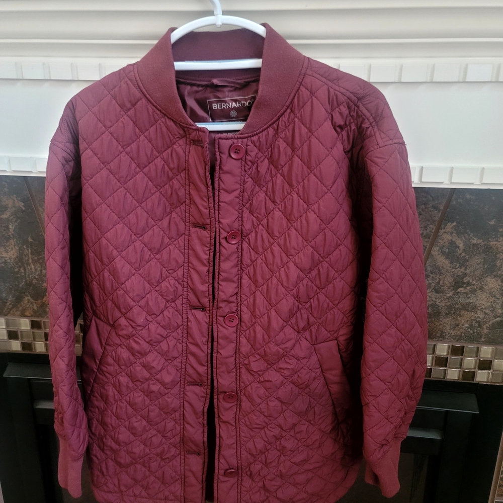 Bernardo Women's Burgundy Quilted Bomber Jacket